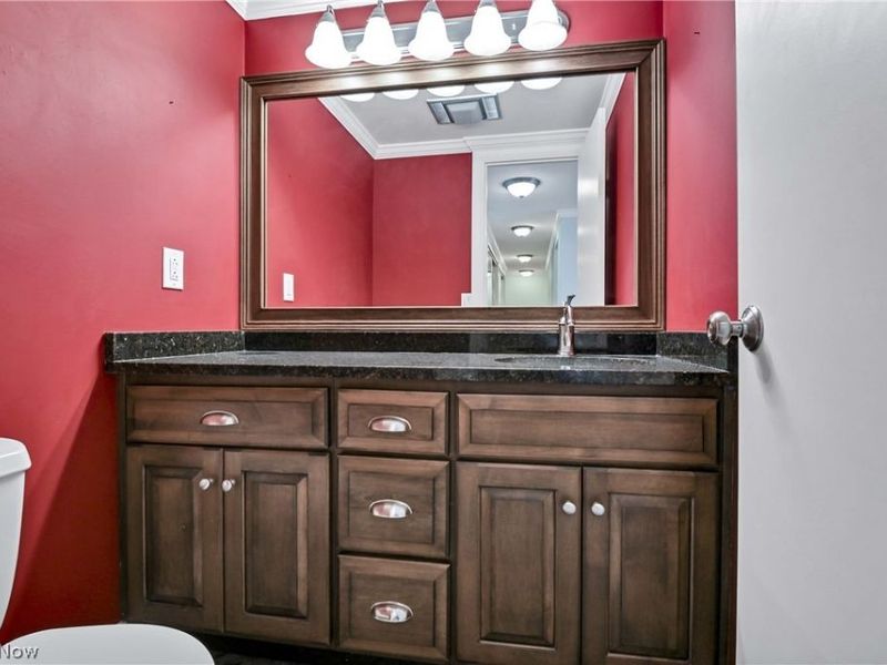 12550 Lake Avenue 12550 Lake Avenue Avenue, Unit 1407-1401, Lakewood, OH 44107 Photo 17