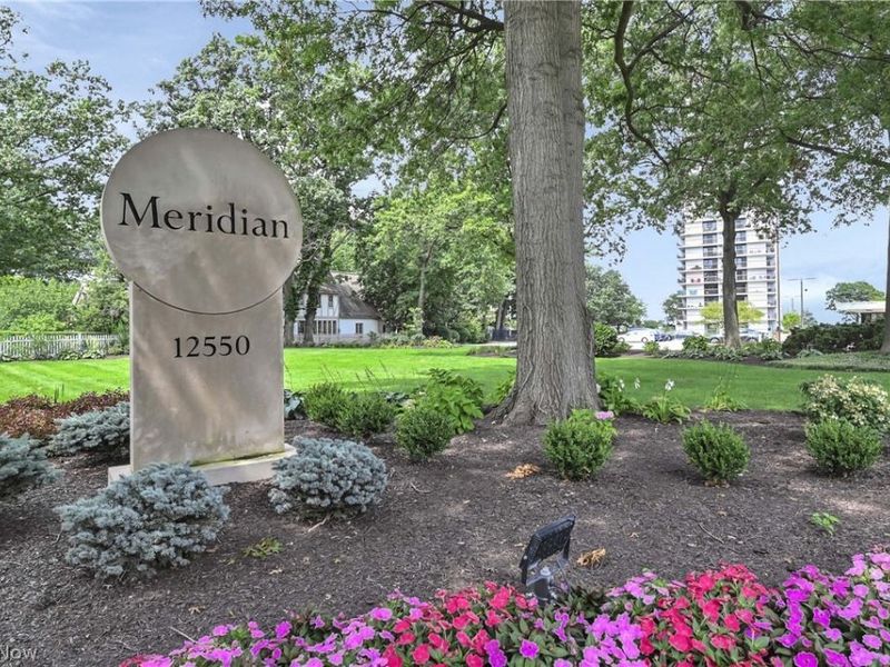 12550 Lake Avenue 12550 Lake Avenue Avenue, Unit 1407-1401, Lakewood, OH 44107 Photo 2