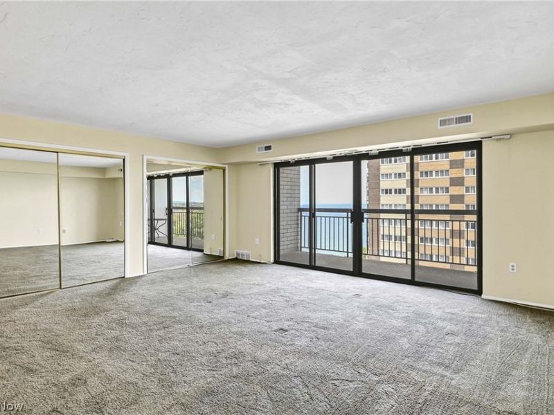 12550 Lake Avenue 12550 Lake Avenue Avenue, Unit 1407-1401, Lakewood, OH 44107 Photo 25