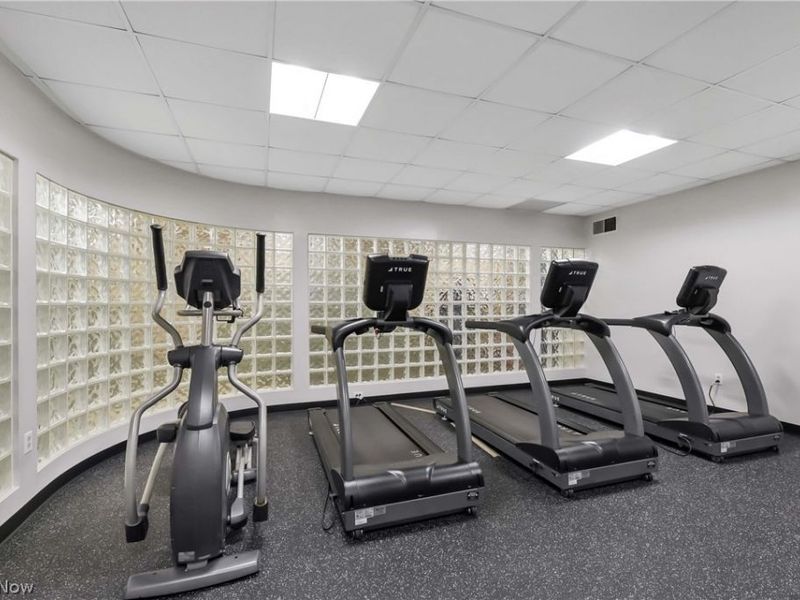 12550 Lake Avenue 12550 Lake Avenue Avenue, Unit 1407-1401, Lakewood, OH 44107 Photo 32