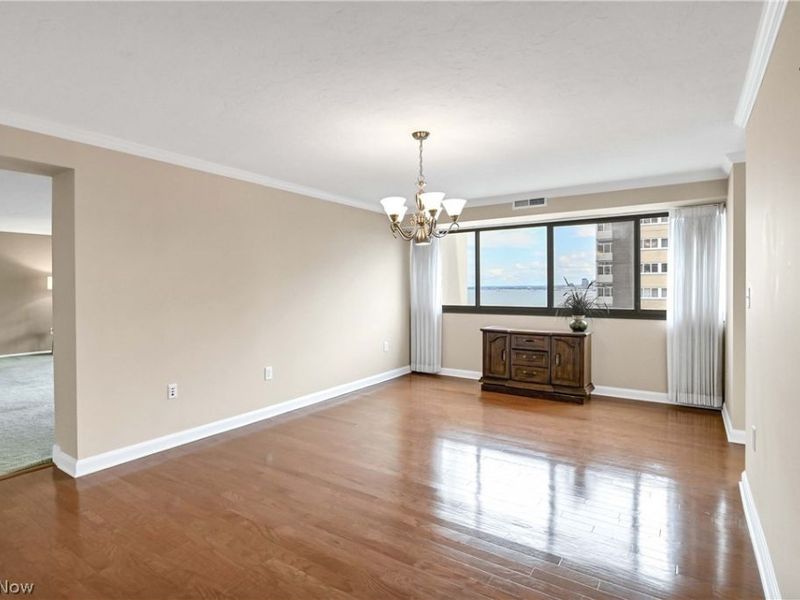 12550 Lake Avenue 12550 Lake Avenue Avenue, Unit 1407-1401, Lakewood, OH 44107 Photo 5