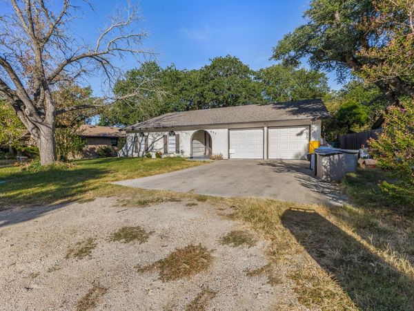 605 N Main ST, Nolanville, TX 76559