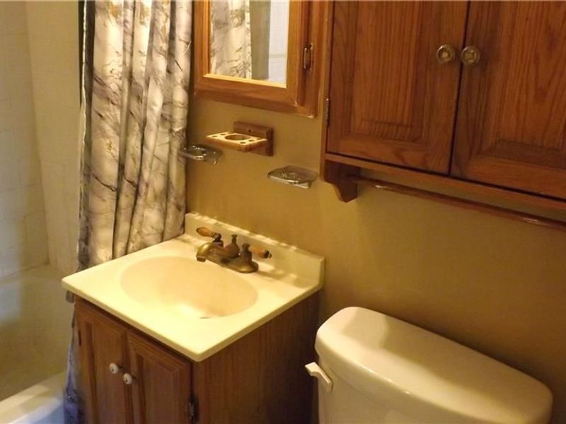5857 Willaston Drive, Riverside, OH 45431 Photo 10