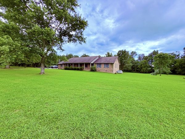 1518 Highway 140 E, Puryear, TN 38251