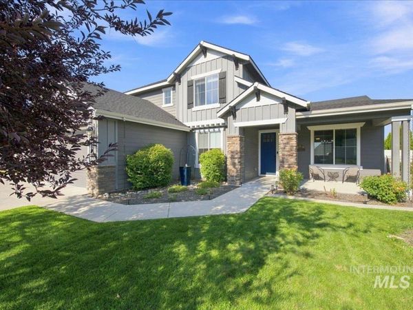 12562 S Carriage Hill Way, Nampa, ID 83686
