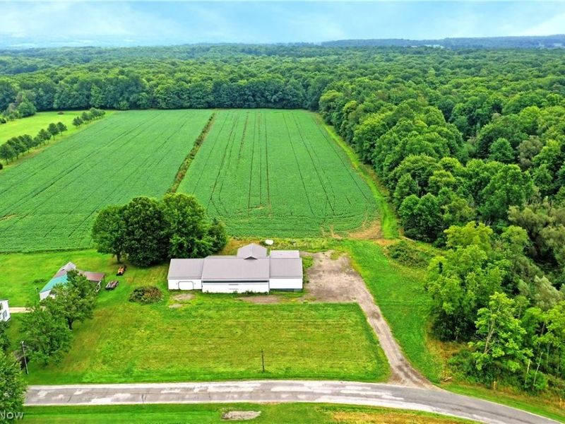 4000 Custer Orangeville Road NE, Burghill, OH 44404 Photo 10