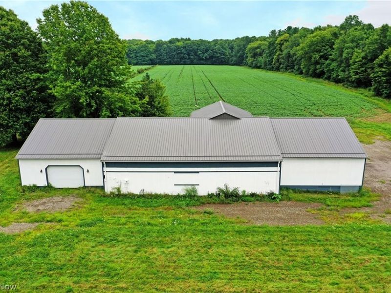 4000 Custer Orangeville Road NE, Burghill, OH 44404 Photo 2