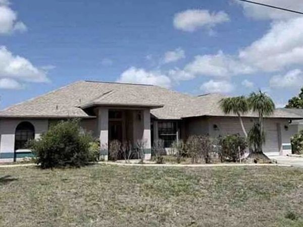 89 Broadmoor Lane , Other Florida, FL 33947