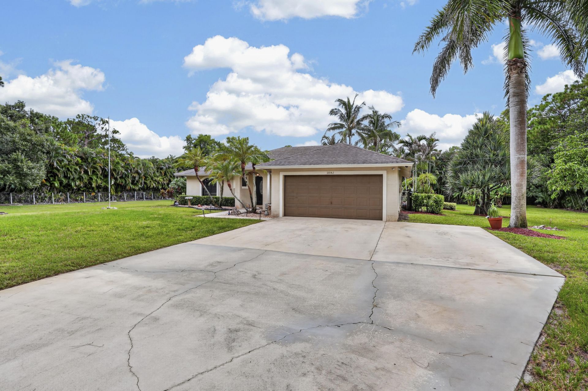 18842 91st Place N, Loxahatchee, FL 33470 Photo