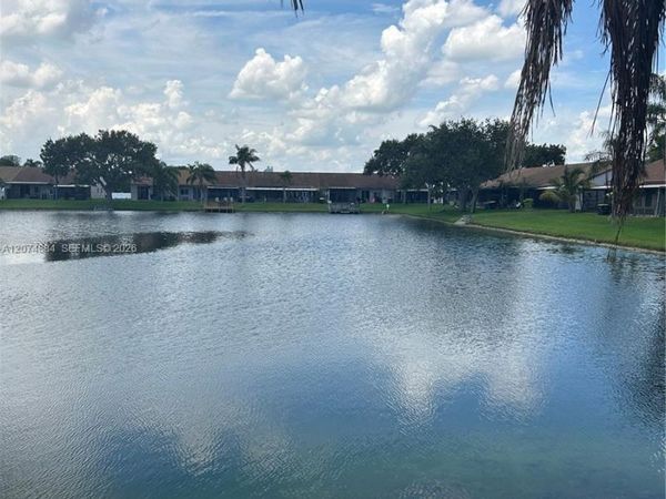 5587 Park Rd , Unit 5587, Dania Beach, FL 33312