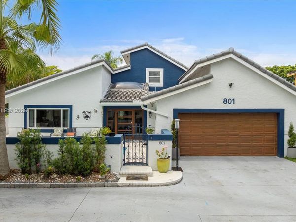 801 Mockingbird Ln , Plantation, FL 33324