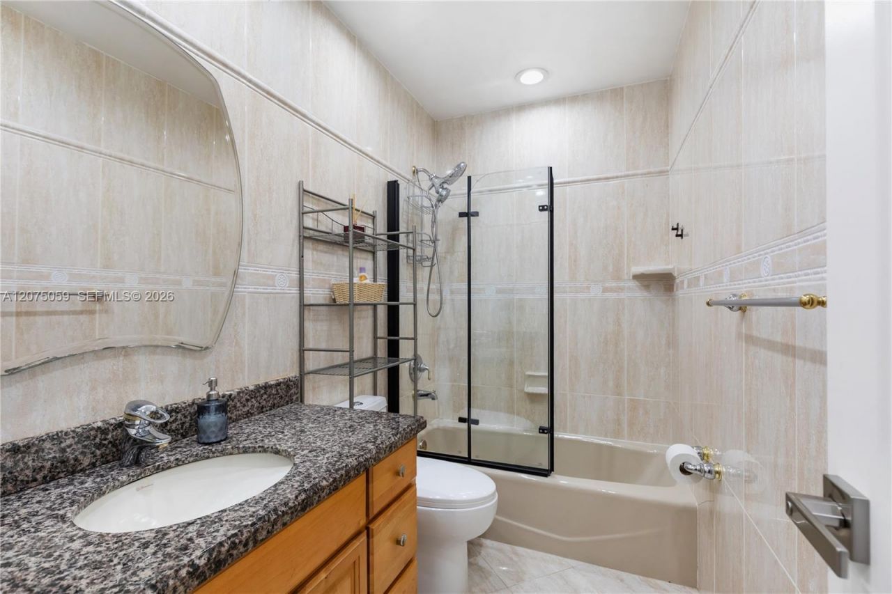 801 Mockingbird Ln, Plantation, FL 33324 Photo