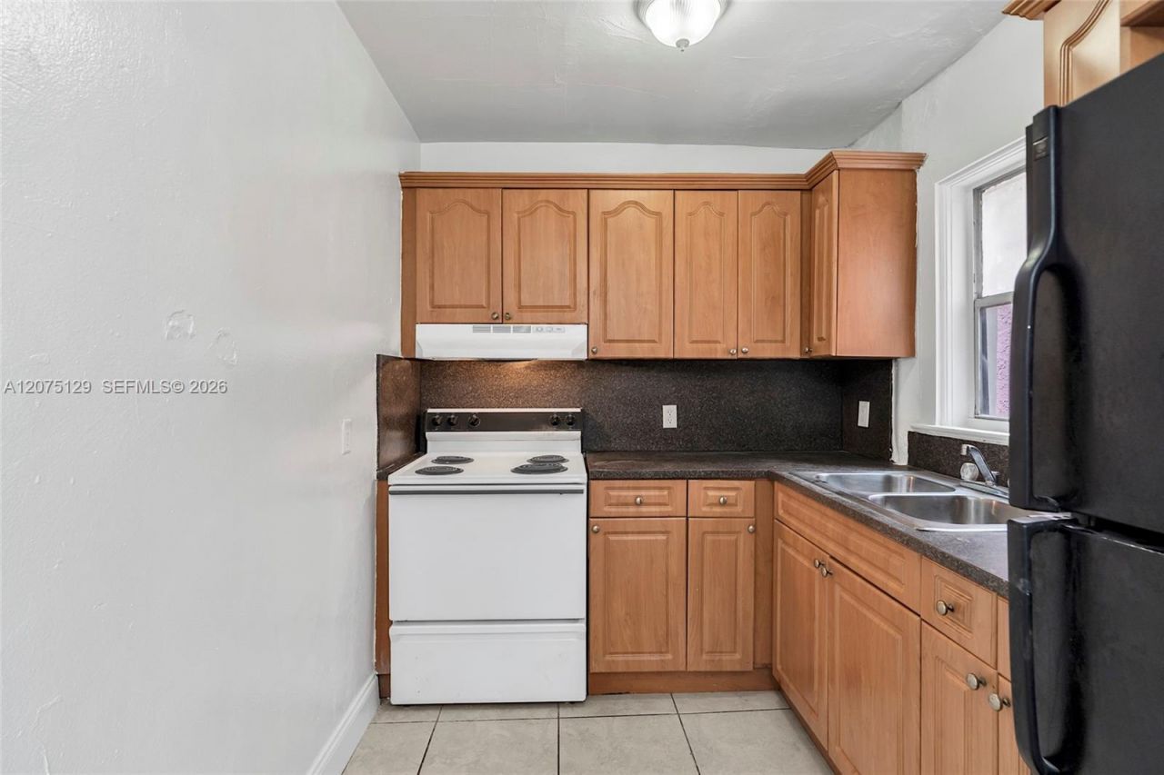 1137 NW 29th Ter , Unit 1137, Miami, FL 33127 Photo