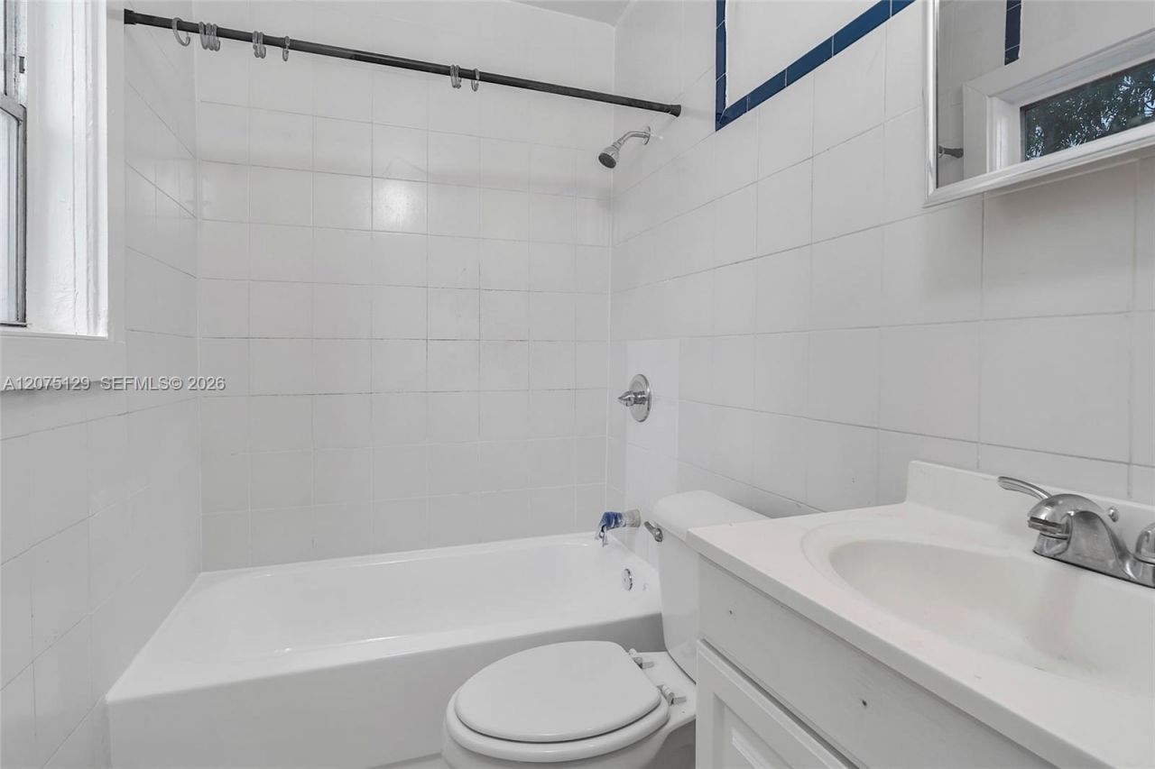 1137 NW 29th Ter , Unit 1137, Miami, FL 33127 Photo