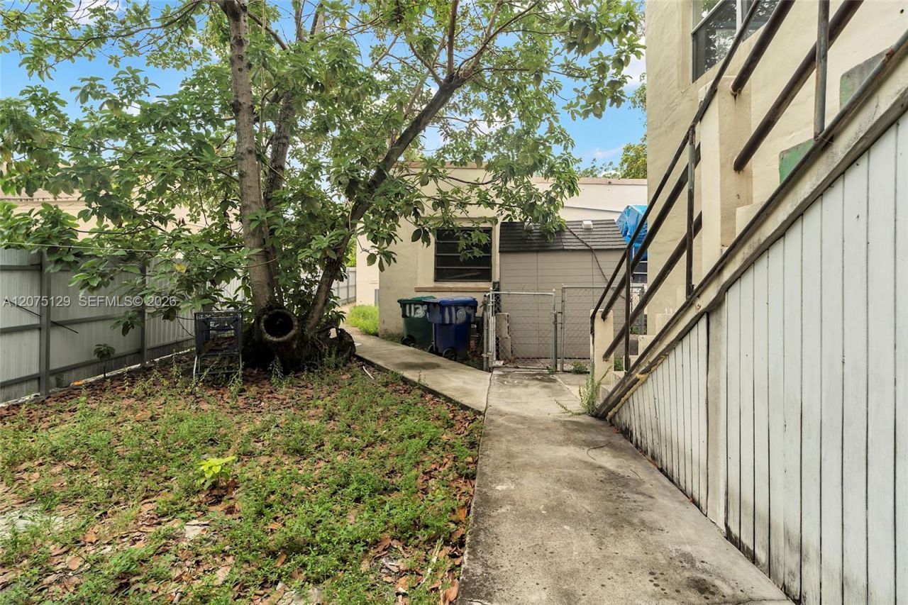 1137 NW 29th Ter , Unit 1137, Miami, FL 33127 Photo