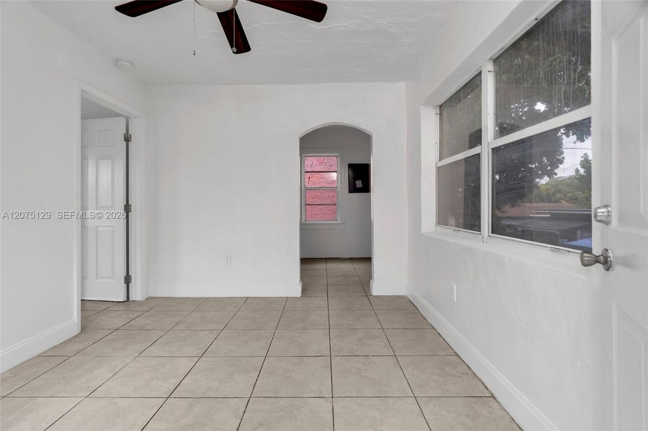 1137 NW 29th Ter , Unit 1137, Miami, FL 33127 Photo
