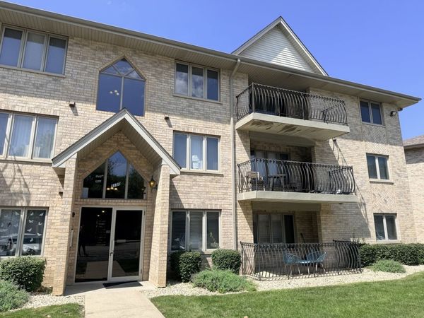 5150 Shadow Creek Drive , Unit10, Oak Forest, IL 60452