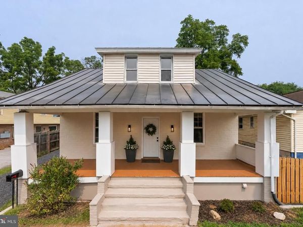 1101 ROYAL AVENUE N, FRONT ROYAL, VA 22630