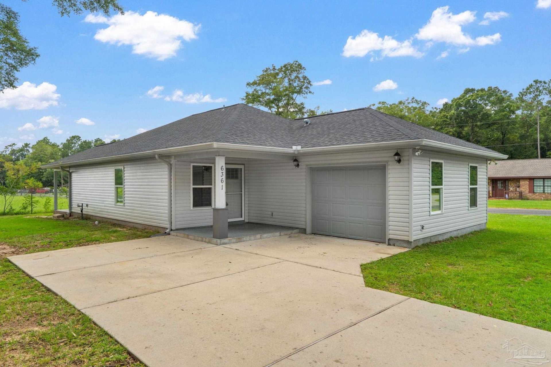 6361 Bayberry St, Milton, FL 32570 Main Photo