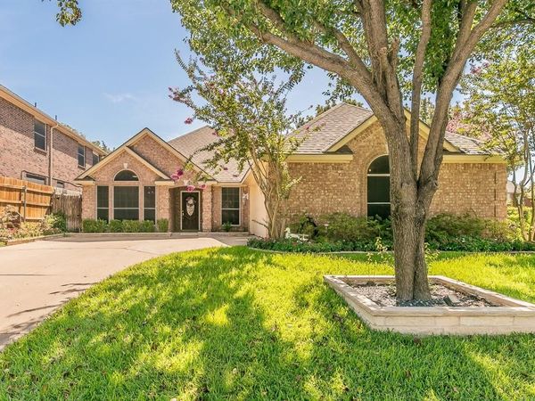 5544 Greenview Court, North Richland Hills, TX 76148