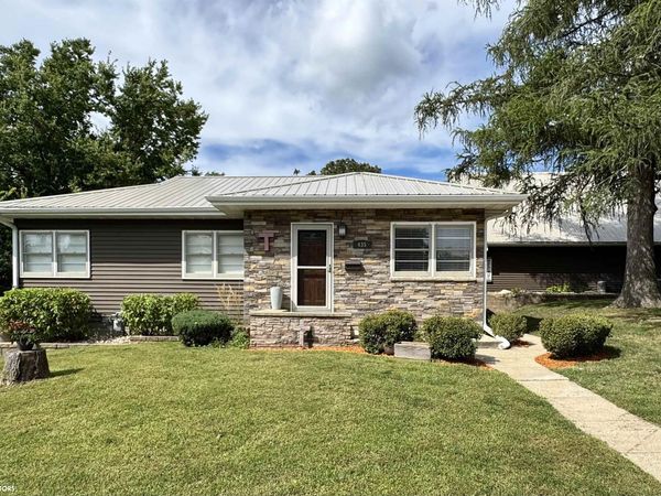 435 W N Street, Forest City, IA 50436