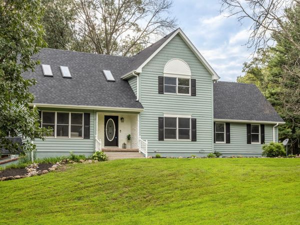 9710 W Rustic Drive, DeMotte, IN 46310