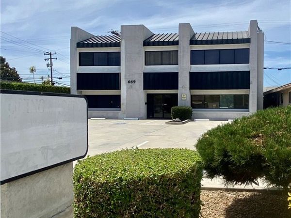669 S 2nd Avenue, Covina, CA 91723