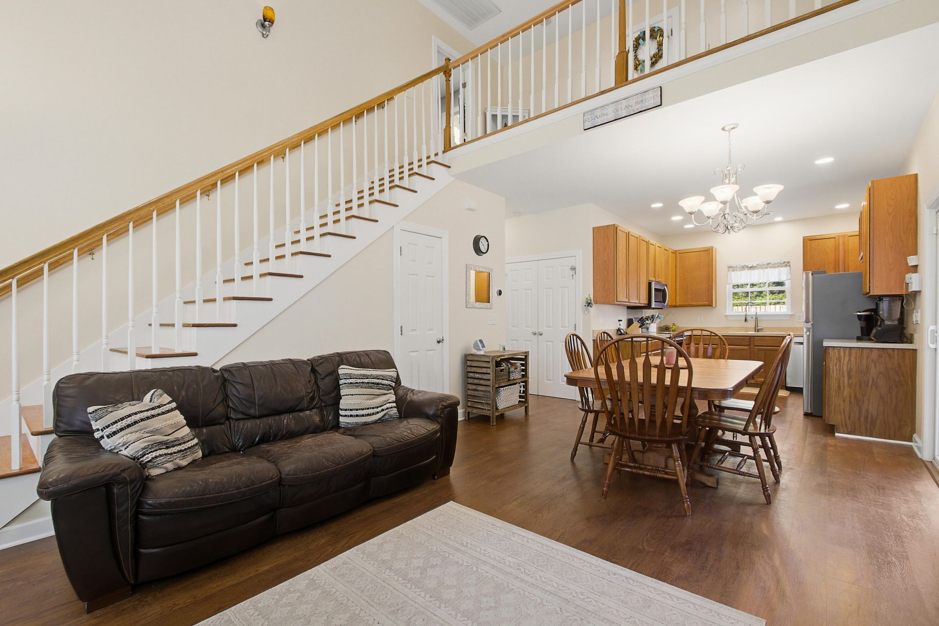 803 Bunkhouse Drive Photo 8