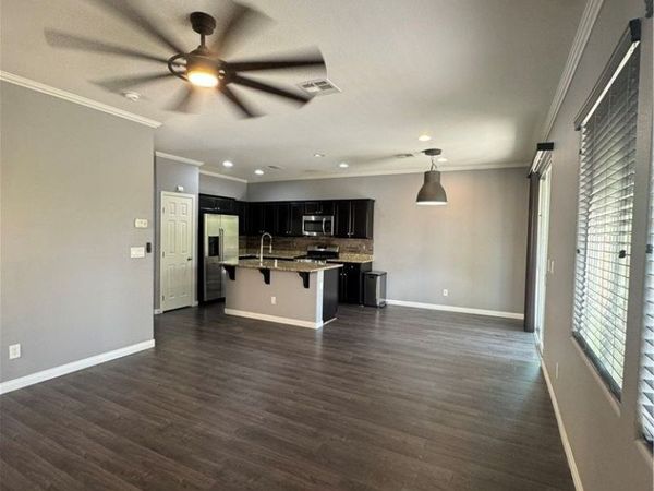 10293 Glimmering Star Drive, Las Vegas, NV 89178