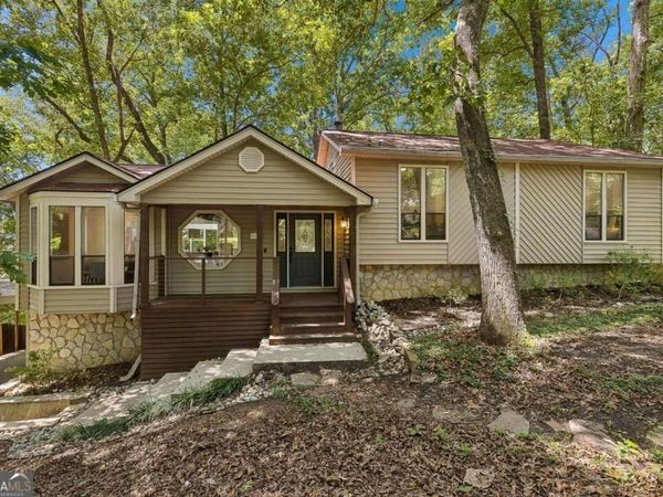 5090 River Valley Drive SE, Smyrna, GA 30082