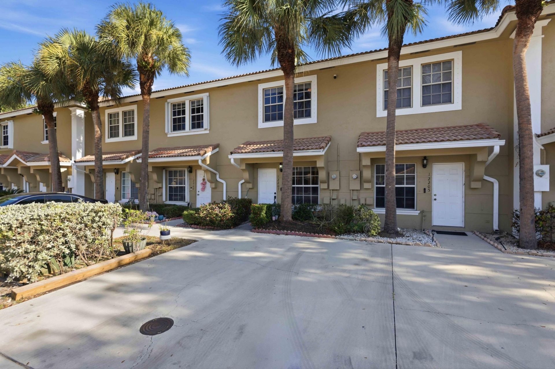 12207 SW 6th Street, Pembroke Pines, FL 33025 Photo