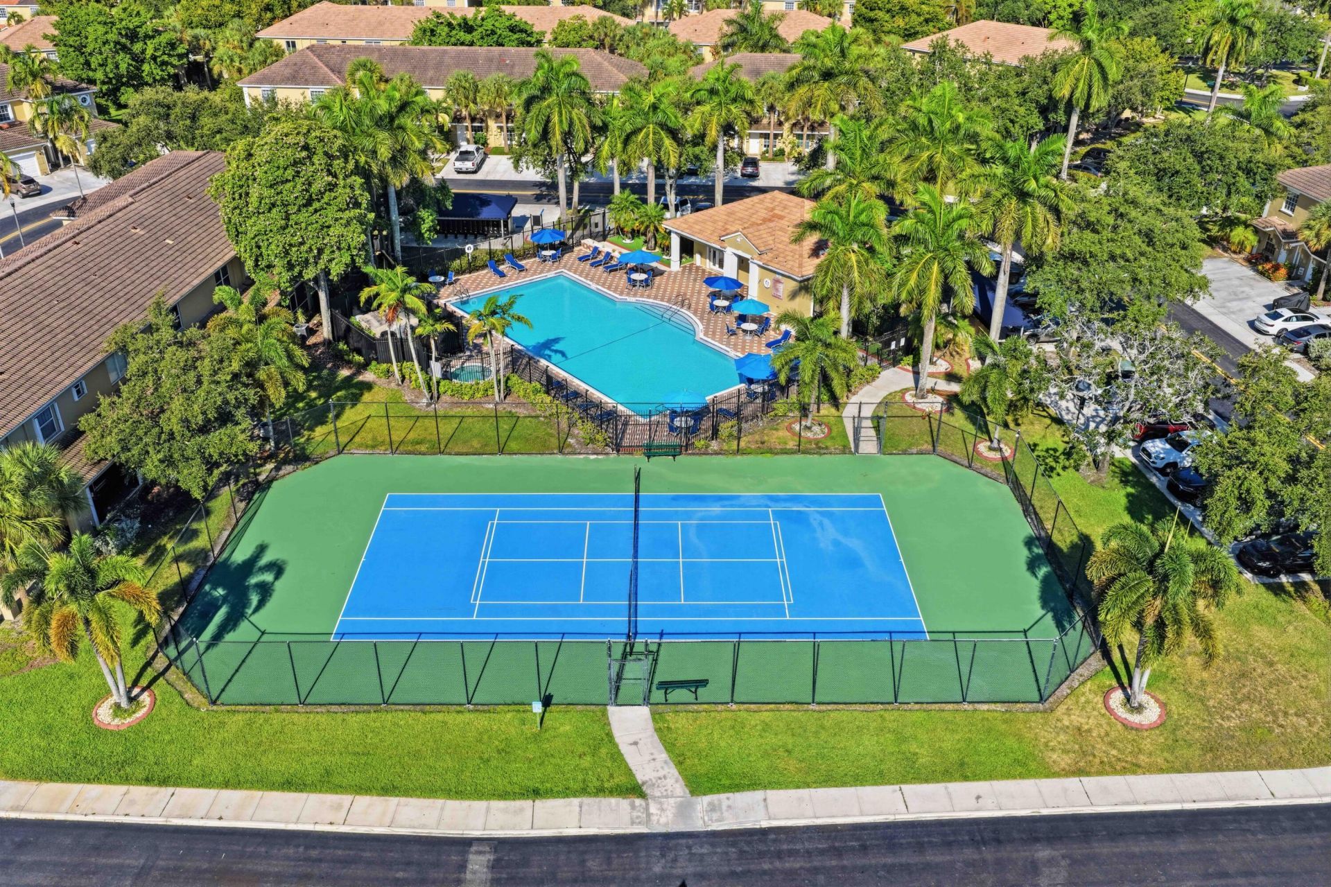 12207 SW 6th Street, Pembroke Pines, FL 33025 Photo