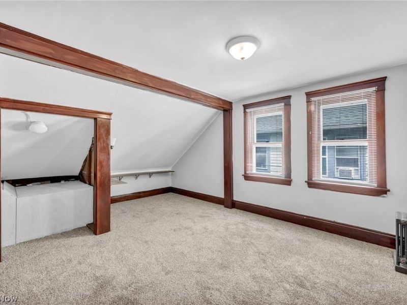 2036 W 99th Street, Cleveland, OH 44102 Photo 16