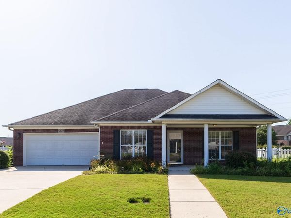 5207 Frankford Drive SE, Owens Cross Roads, AL 35763