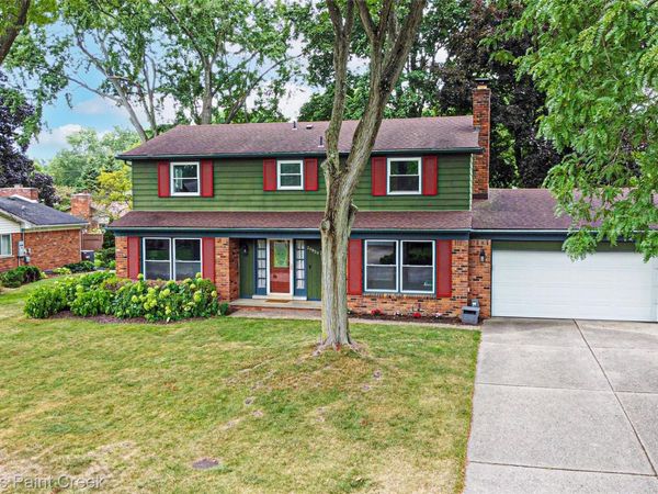 29859 Club House Lane, Farmington Hills, Mi 48334