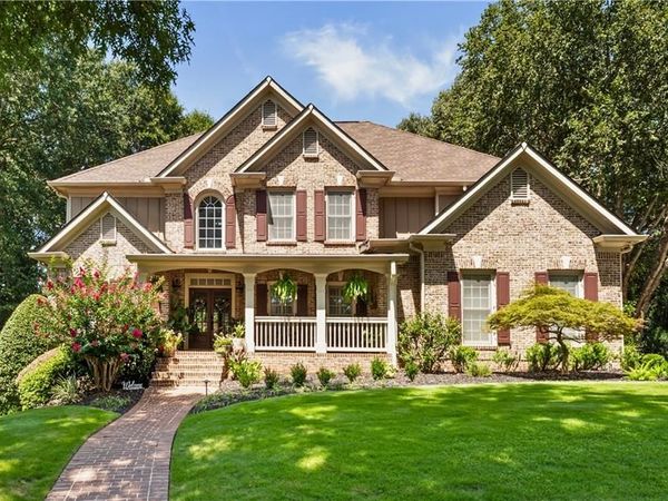 914 Meadow Club Court , Suwanee, GA 30024
