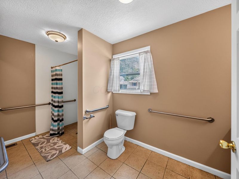 195 Neil Avenue , Marion, OH 43302 Photo 19