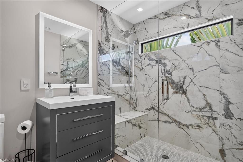1021 Wittman Dr , Fort Myers, FL 33919 Photo