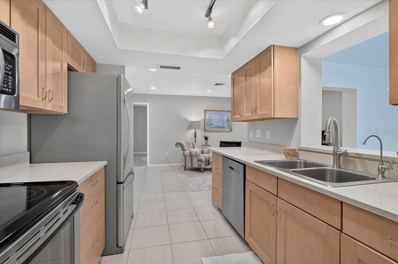 48 Dade Avenue , Sarasota, FL 34232 Photo