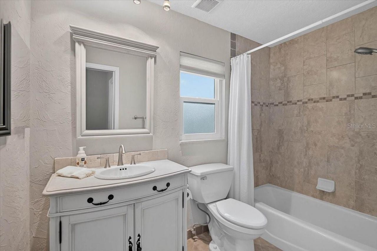 48 Dade Avenue , Sarasota, FL 34232 Photo