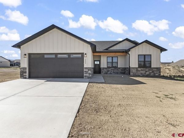 3406 Pinewood Street, Montrose, CO 81401