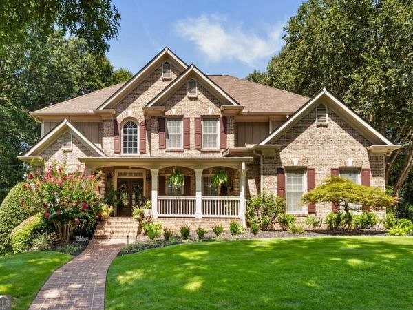 914 Meadow Club Court, Suwanee, GA 30024
