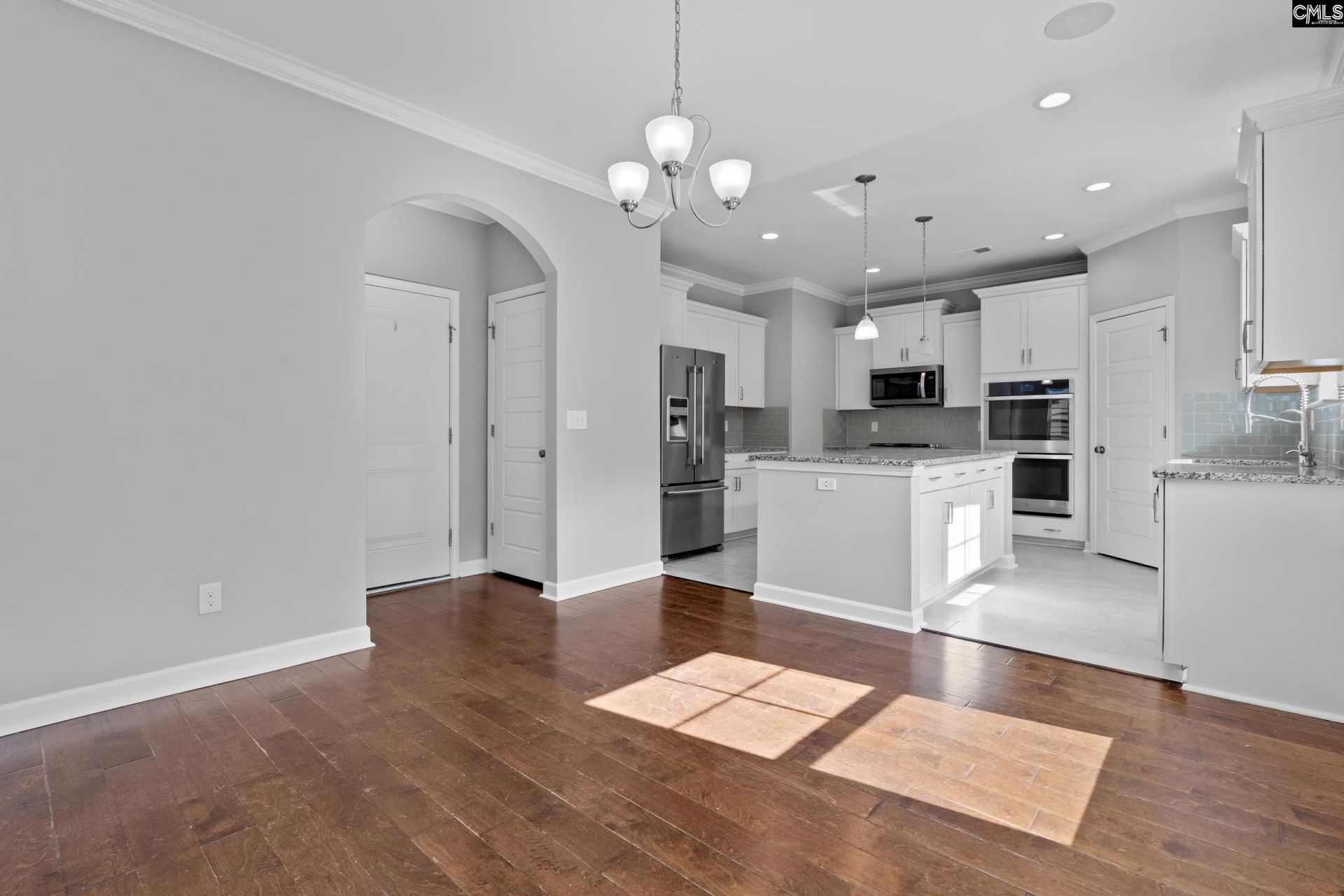 425 Maria Posada Court  Photo 11