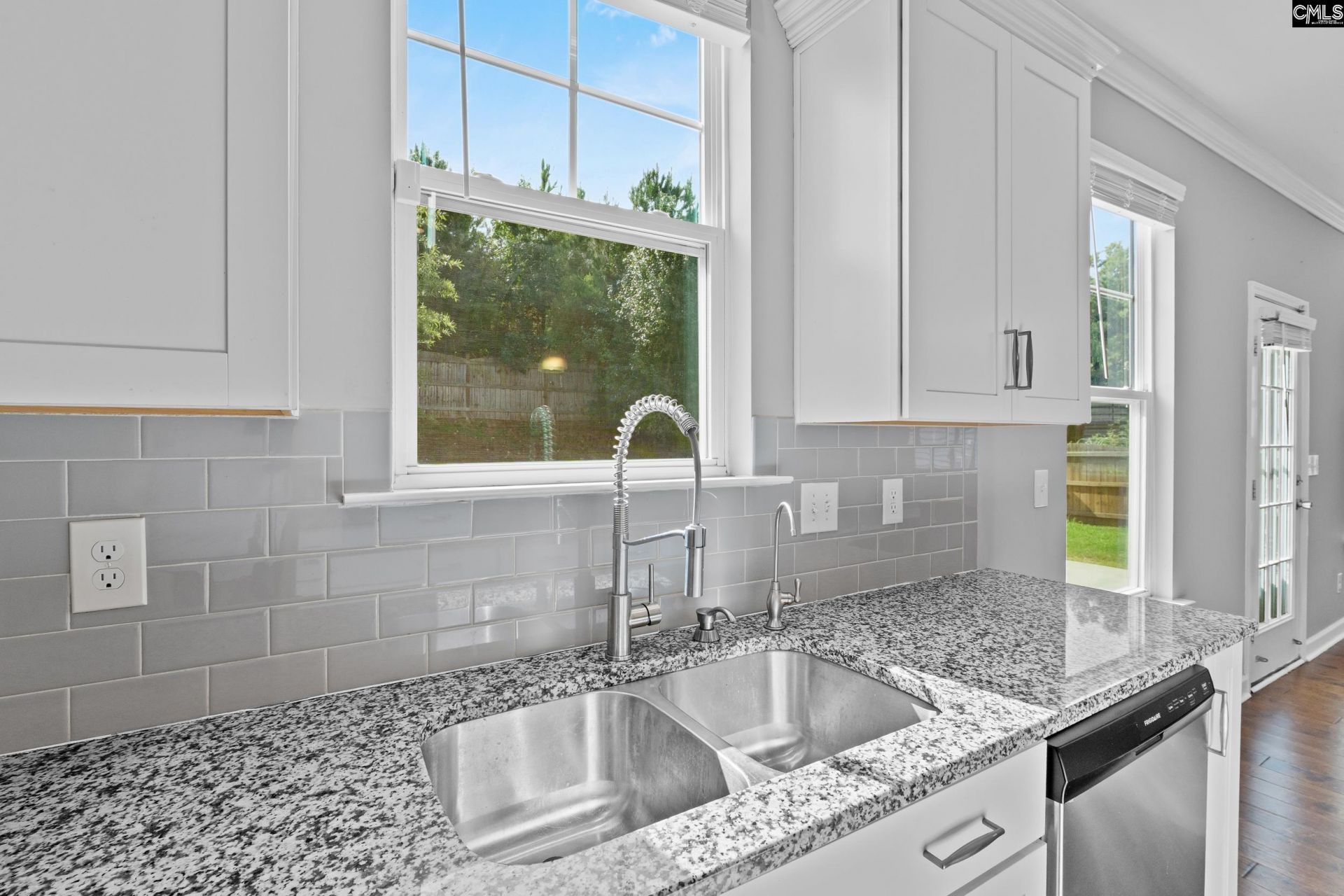 425 Maria Posada Court  Photo 14