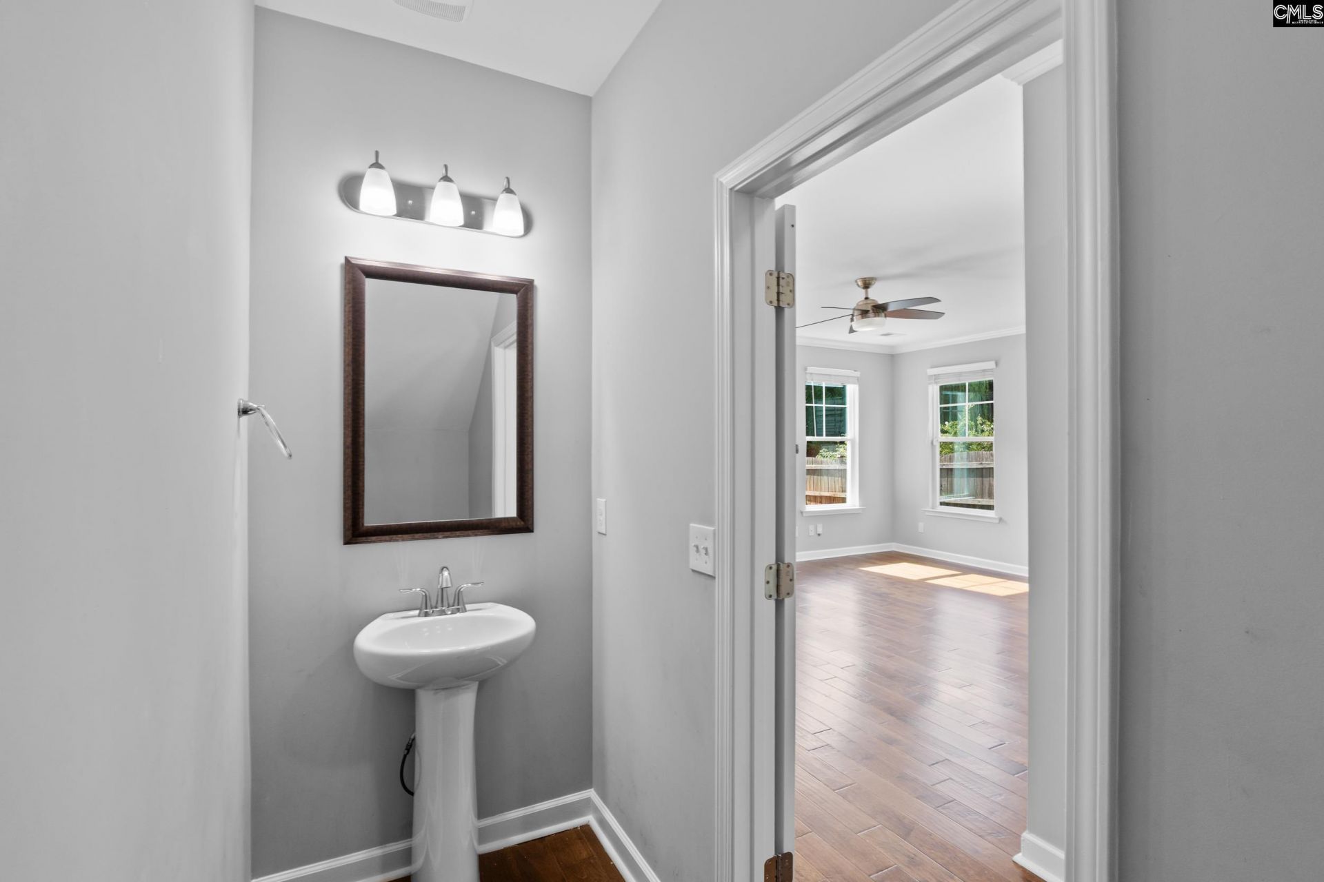 425 Maria Posada Court  Photo 16
