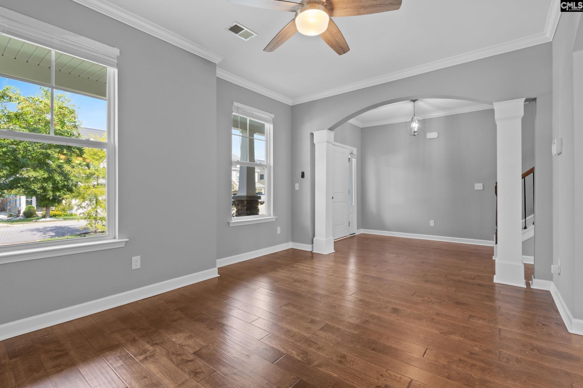 425 Maria Posada Court  Photo 6