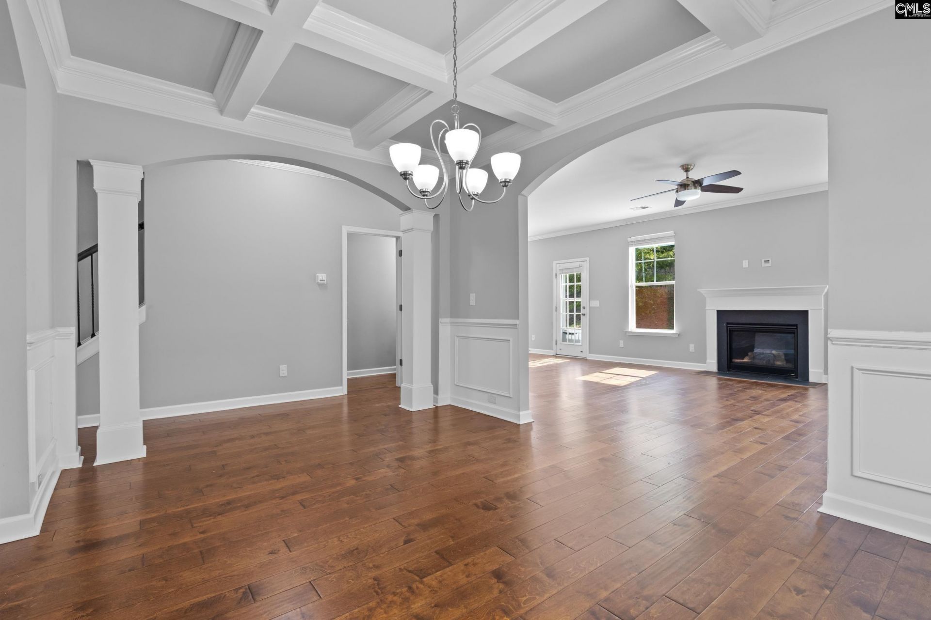 425 Maria Posada Court  Photo 7