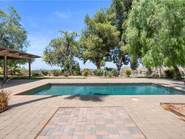 11064 Mcbroom, Shadow Hills, CA 91040