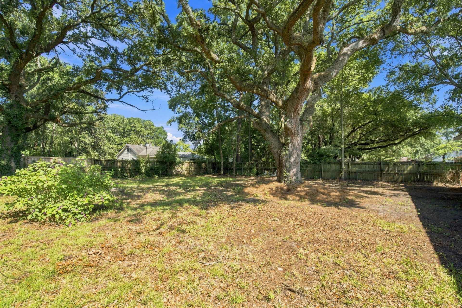 4755 Lysa Avenue Photo 11