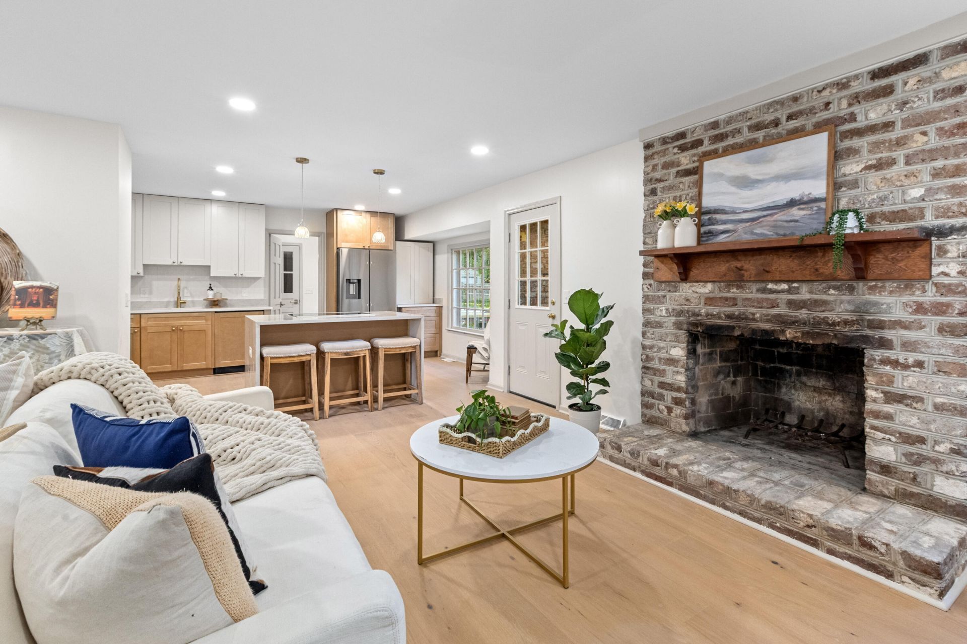 742 Leafwood Road Photo 18
